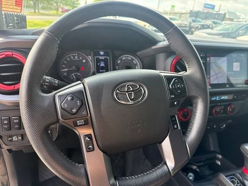 Used 2023 Toyota Tacoma TRD Off-Road w/ TRD Premium Off Road Package AWD/4WD image 22