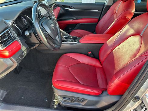 Used 2021 Toyota Camry XSE image 25