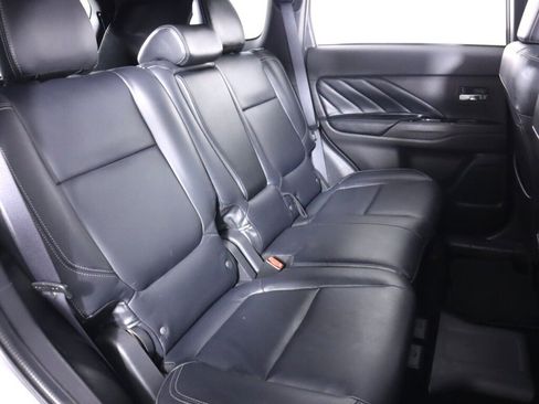 Used 2019 Mitsubishi Outlander GT AWD/4WD image 46
