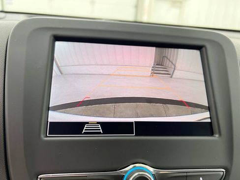 Used 2024 Chevrolet Equinox LT FWD image 14
