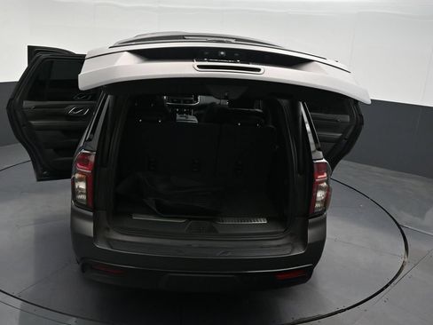Used 2022 Chevrolet Tahoe RST w/ Luxury Package RWD image 33