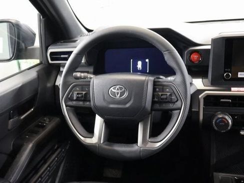 New 2026 Toyota Tacoma TRD Off-Road AWD/4WD image 15