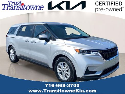 Certified 2022 Kia Carnival LX FWD image 1
