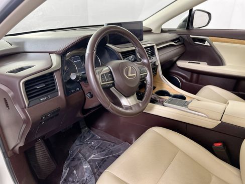 Used 2020 Lexus RX 350L Premium w/ Premium Package image 9