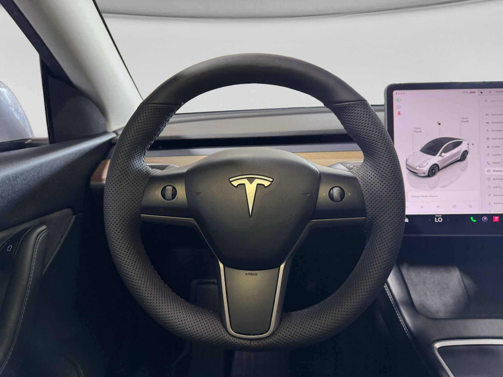 Used 2022 Tesla Model Y Long Range AWD/4WD image 9