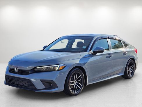 Used 2023 Honda Civic Touring image 1