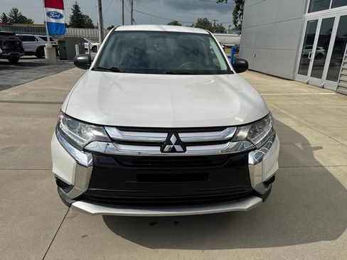 Used 2018 Mitsubishi Outlander ES FWD image 8