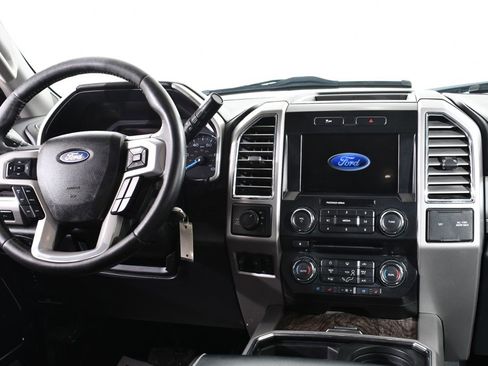 Used 2017 Ford F250 Lariat w/ Chrome Package image 8