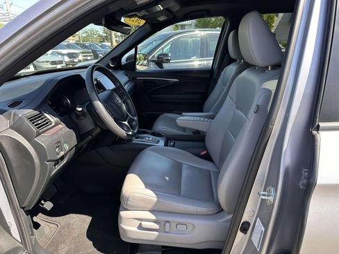 Used 2023 Honda Passport EX-L image 12