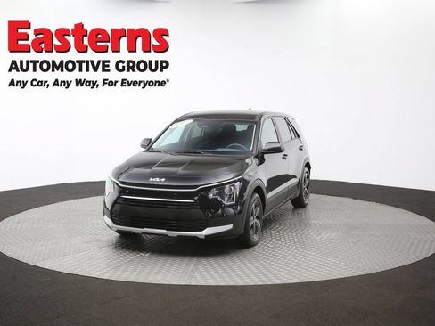Used 2025 Kia Niro LX FWD image 41