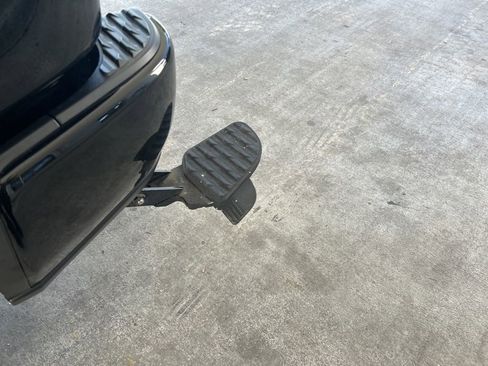 Used 2023 RAM 1500 Limited w/ Night Edition image 19