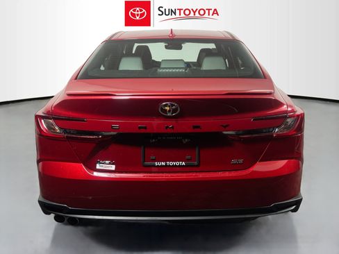 New 2026 Toyota Camry SE image 5