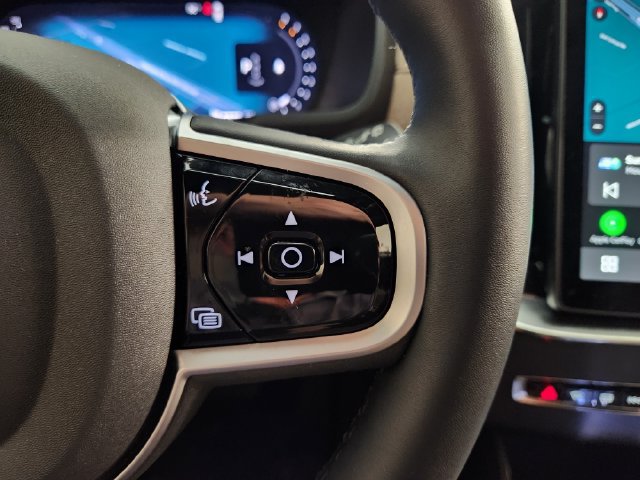 Certified 2026 Volvo XC90 B6 Plus w/ Protection Package Premier AWD/4WD image 29