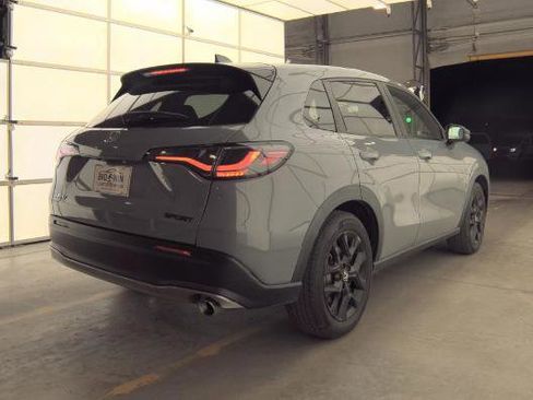 Used 2024 Honda HR-V Sport image 2