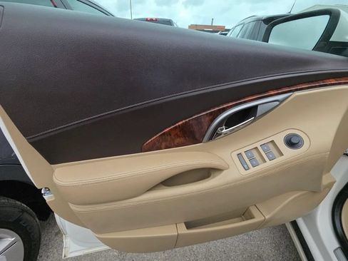 Used 2013 Buick LaCrosse Leather FWD image 12