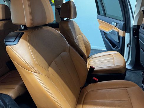 Used 2020 BMW X7 xDrive40i w/ Premium Package image 51