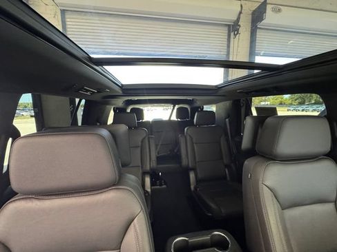 Used 2023 Chevrolet Tahoe Z71 w/ Off-Road Capability Package AWD/4WD image 32
