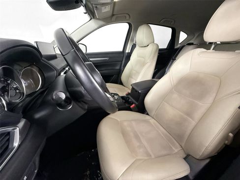 Certified 2023 MAZDA CX-5 AWD 2.5 S w/ Select Package image 3