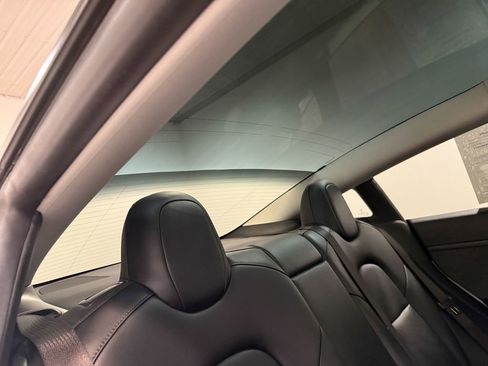 Used 2023 Tesla Model 3 Performance image 15