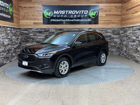 Used 2024 Ford Escape Active w/ Tech Pack #1 AWD/4WD image 4