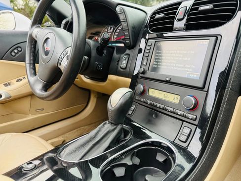 Used 2009 Chevrolet Corvette Coupe w/ Preferred Equipment Group image 48