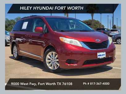 Used 2013 Toyota Sienna LE w/ Towing Pkg