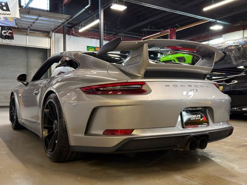 Used 2018 Porsche 911 GT3 RWD image 10