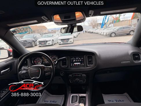 Used 2022 Dodge Charger Police w/ Street Appearance Group image 11