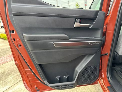 Certified 2025 Toyota Tacoma TRD Off-Road image 13