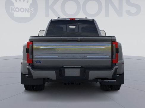 New 2026 Ford F450 Platinum w/ Platinum Plus Package image 7