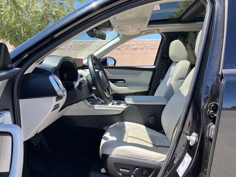 Used 2024 MAZDA CX-90 Plug-In Hybrid w/ Premium Plus AWD/4WD image 11