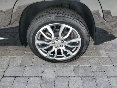 Certified 2023 GMC Terrain Denali AWD/4WD image 6