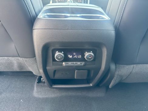 New 2026 GMC Acadia Elevation w/ Black Edition AWD/4WD image 20