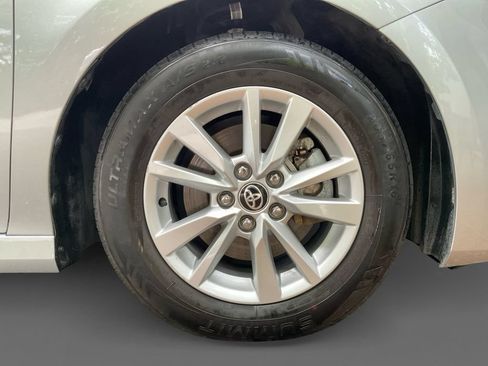 Used 2025 Toyota Camry LE FWD image 16
