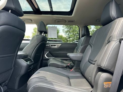 Certified 2026 INFINITI QX80 Luxe w/ Exterior Package AWD/4WD image 39