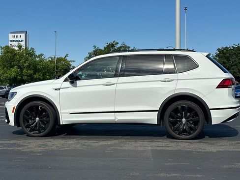 Used 2021 Volkswagen Tiguan SE R-Line w/ 3rd Row Seat Package AWD/4WD image 7
