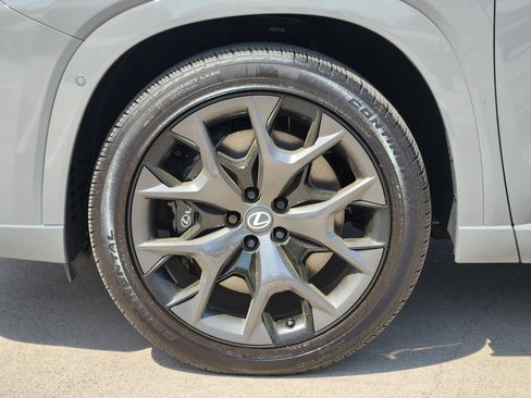 New 2026 Lexus TX 500h AWD image 6