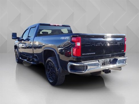 Used 2020 Chevrolet Silverado 3500 LTZ w/ Gooseneck/5TH Wheel Package image 3