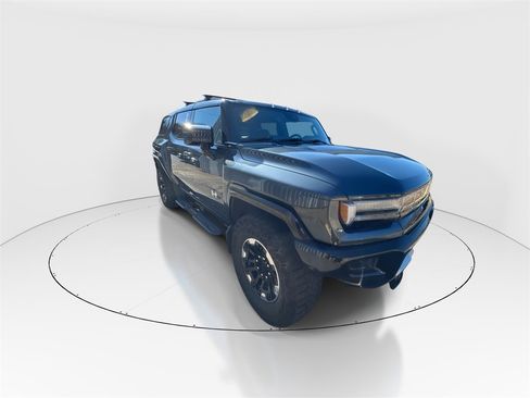 Used 2025 GMC Hummer EV 3X w/ Extreme Off-Road Package image 2