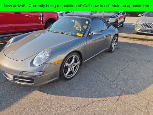 Used 2008 Porsche 911 Carrera RWD image 2