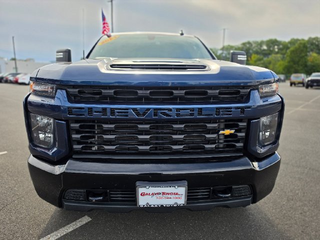 Used 2021 Chevrolet Silverado 2500 Custom w/ Custom Value Package AWD/4WD image 2
