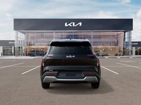 New 2026 Kia EV9 Wind image 5