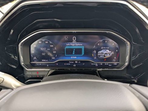 Used 2023 Chevrolet Silverado 1500 LTZ AWD/4WD image 24