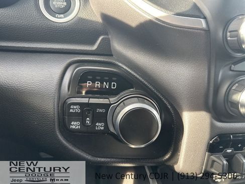 Used 2023 RAM 1500 Big Horn AWD/4WD image 30