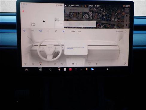 Used 2023 Tesla Model Y Performance image 21