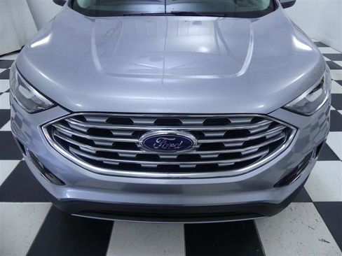 Used 2023 Ford Edge SEL image 32