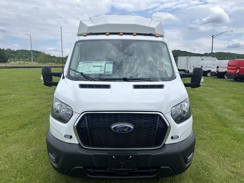 Used 2024 Ford Transit 350 DRW w/ Interior Upgrade Package image 10
