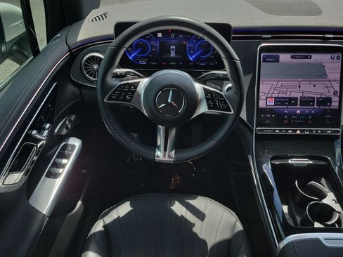 Certified 2023 Mercedes-Benz EQE 500 4MATIC SUV image 17