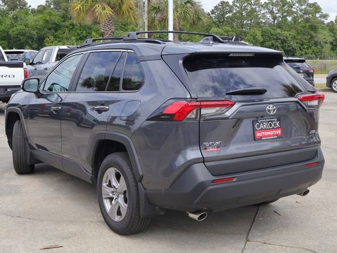 Used 2025 Toyota RAV4 XLE FWD image 20
