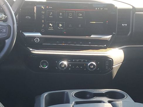 Used 2023 GMC Sierra 1500 Elevation image 28